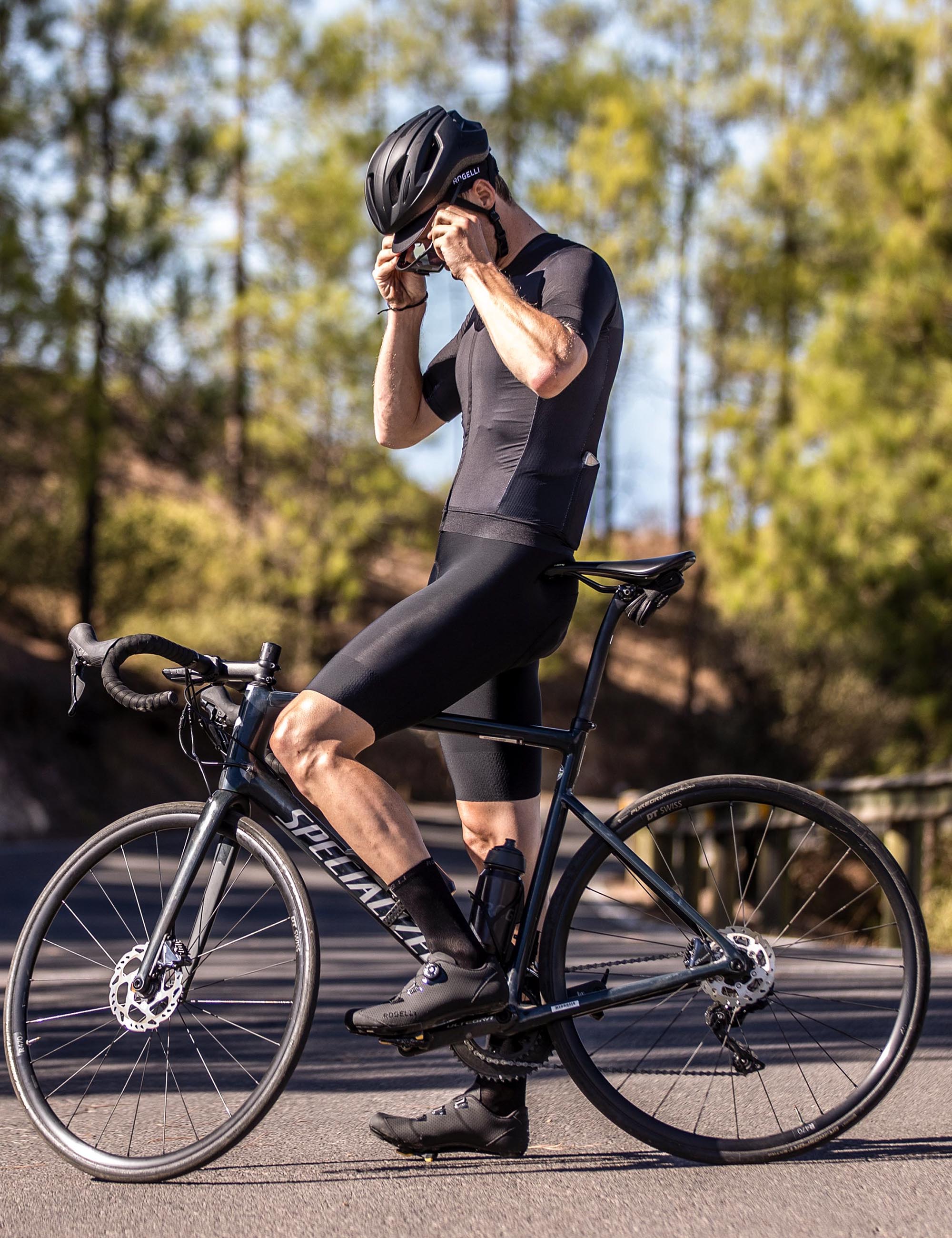 Heren fietsbroek met comfortabele pasvorm als perfecte basis van je fietsoutfit.