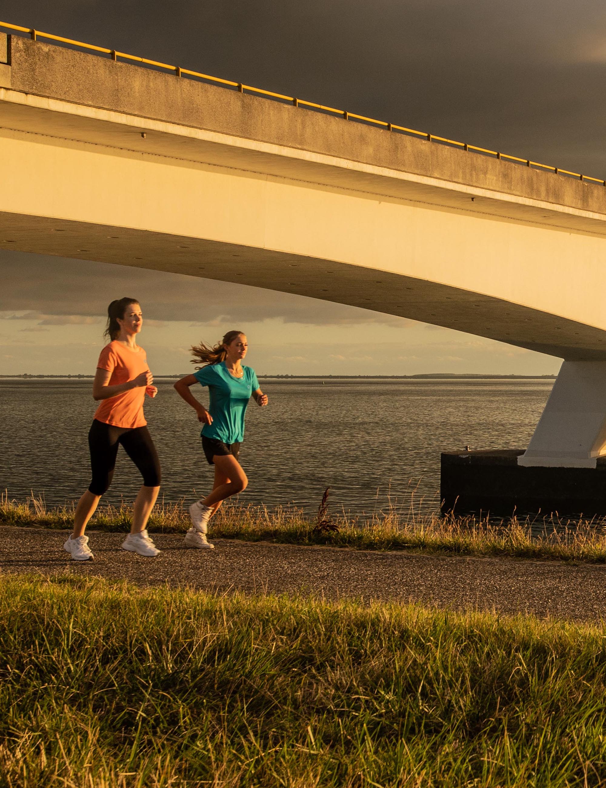 Functionele hardloopkleding voor dames, geschikt voor elke trainingsronde.