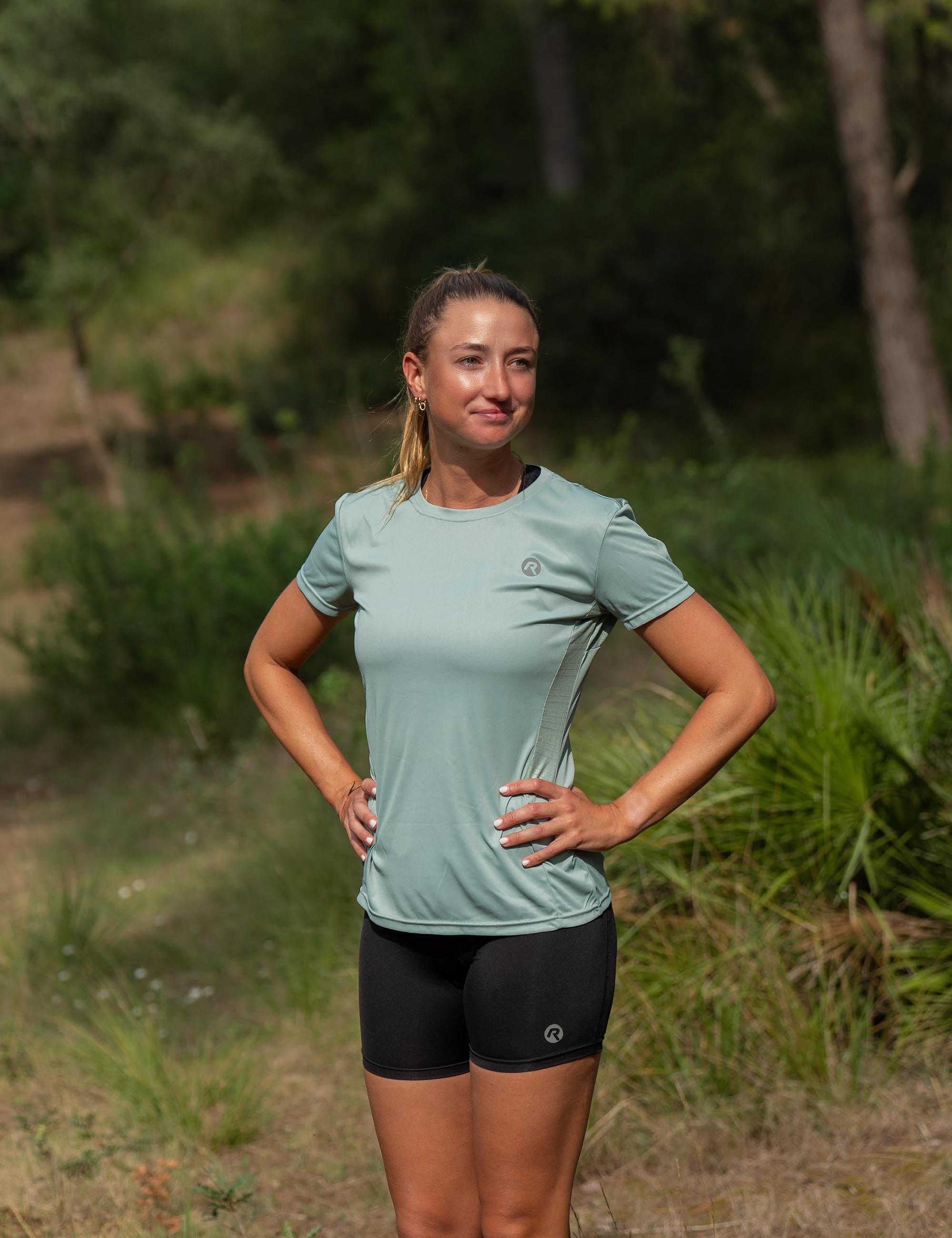 Dames hardloopkleding voor trainingen, lange afstanden en ontspannen runs.