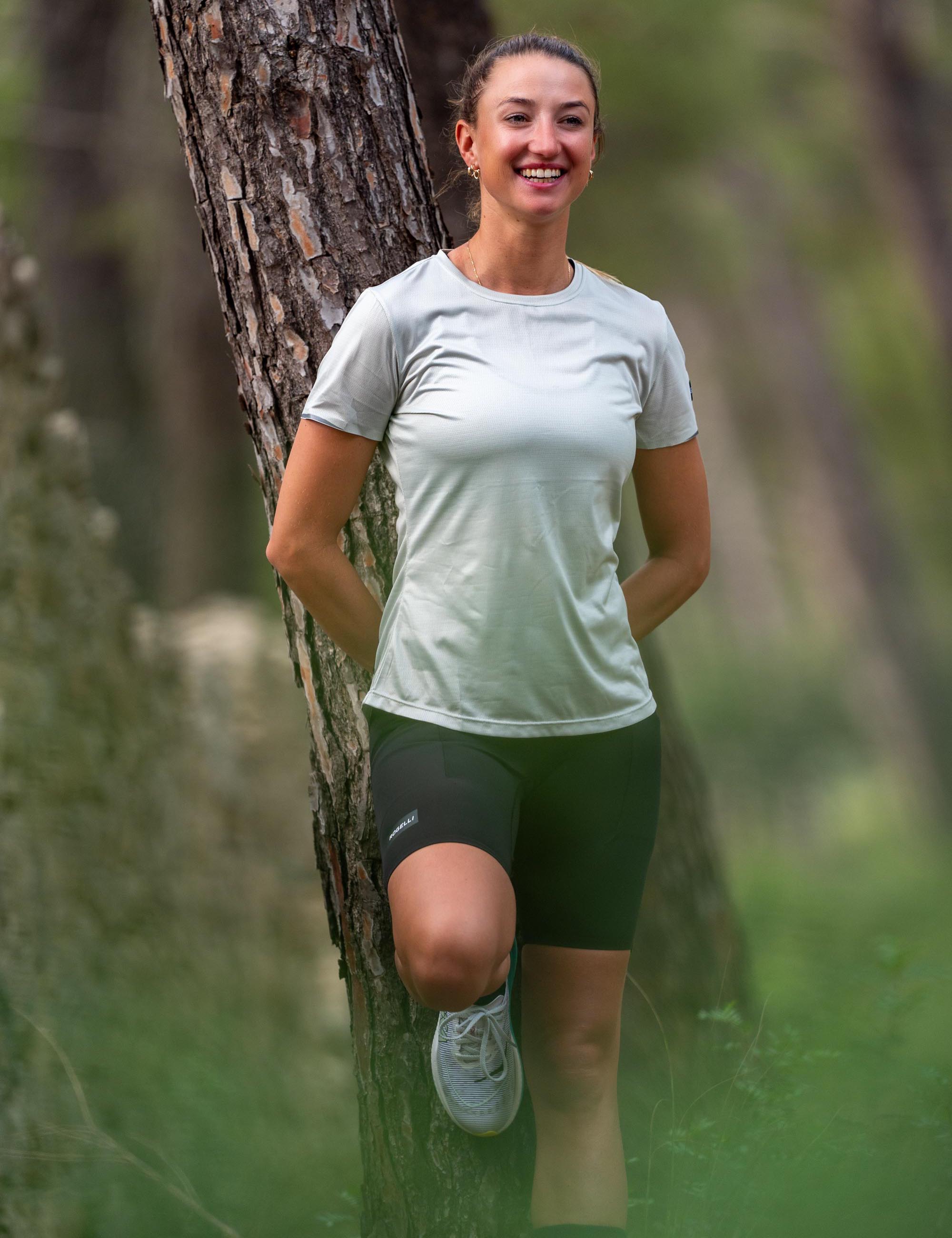 Rogelli Distance hardloopshirt voor dames in mint met bijpassende hardloopbroek.
