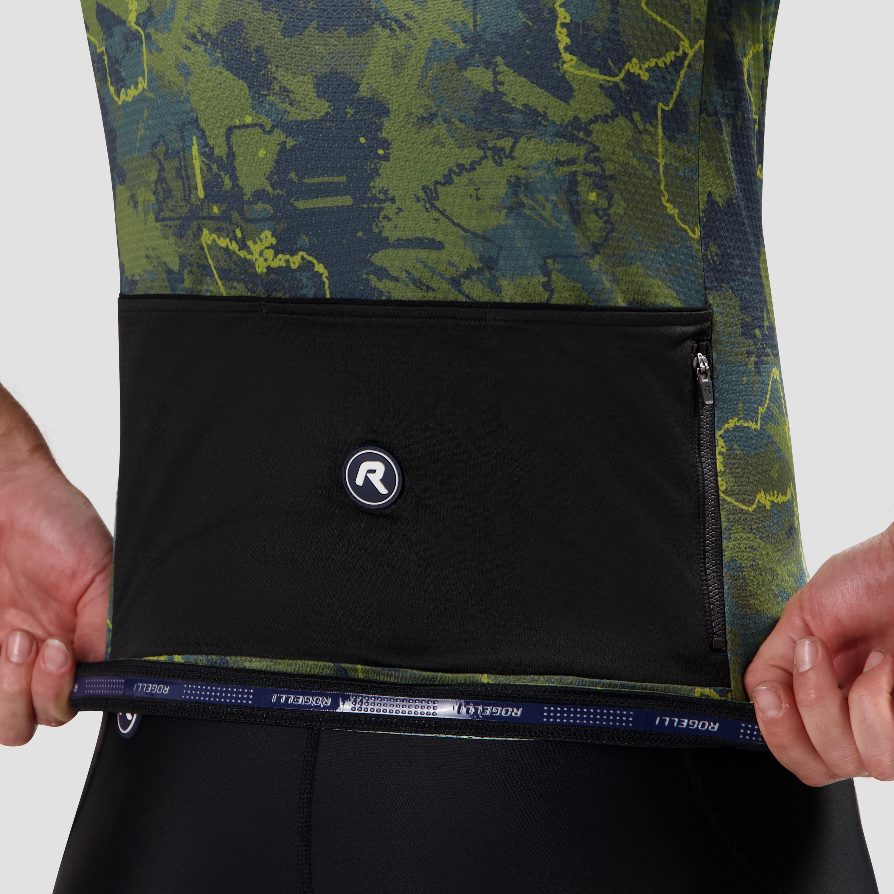 Detail van Rogelli Essential Graphic II fietsshirt heren groen korte mouw achterkant.