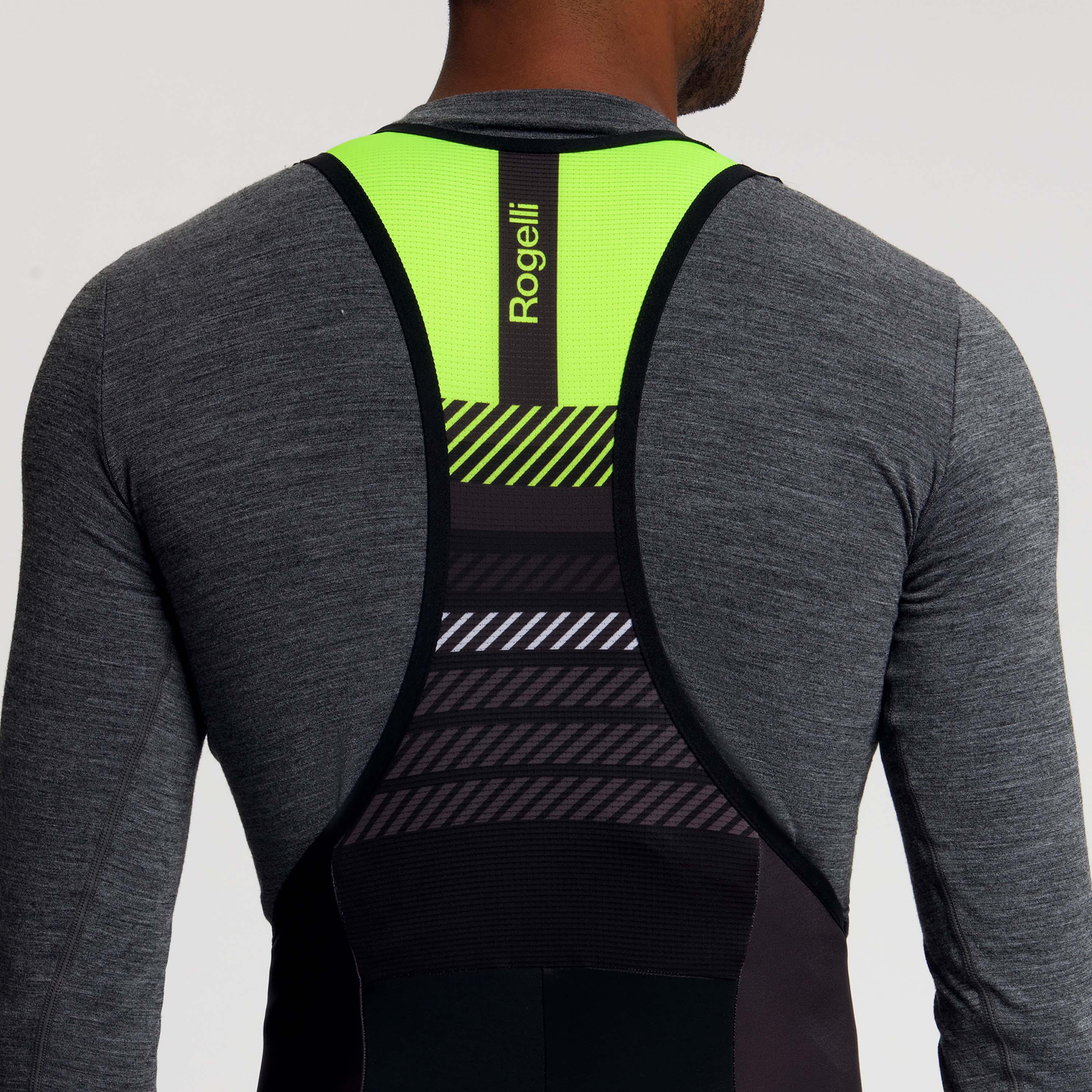 Detail van Rogelli Stryde lange fietsbroek heren zwart/grijs/fluor achterkant.