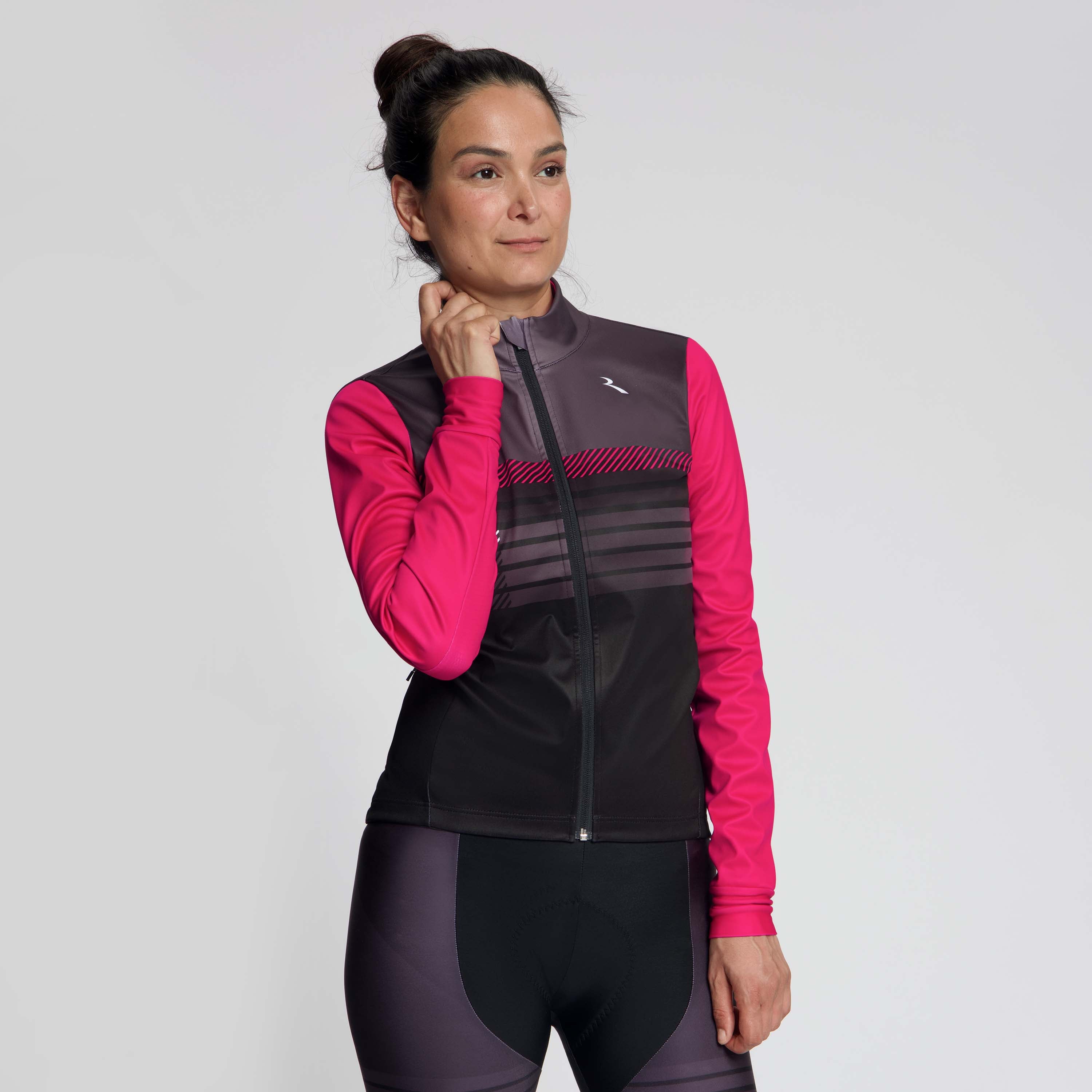 Rogelli Stryde winter fietsjack dames zwart/grijs/roze gedragen voorkant.