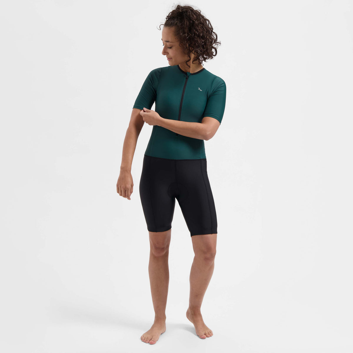 Rogelli Florida triathlonpak korte mouwen zwart en donkergroen dames gedragen totaalshot voorkant.