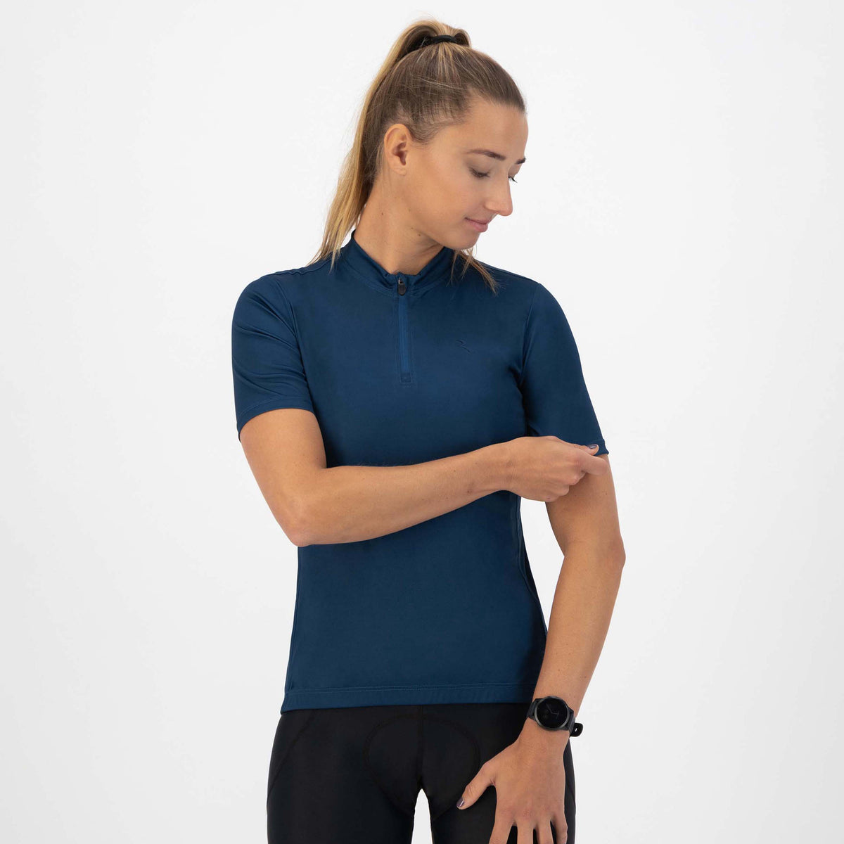 Rogelli Core fietsshirt dames blauw korte mouw gedragen voorkant.