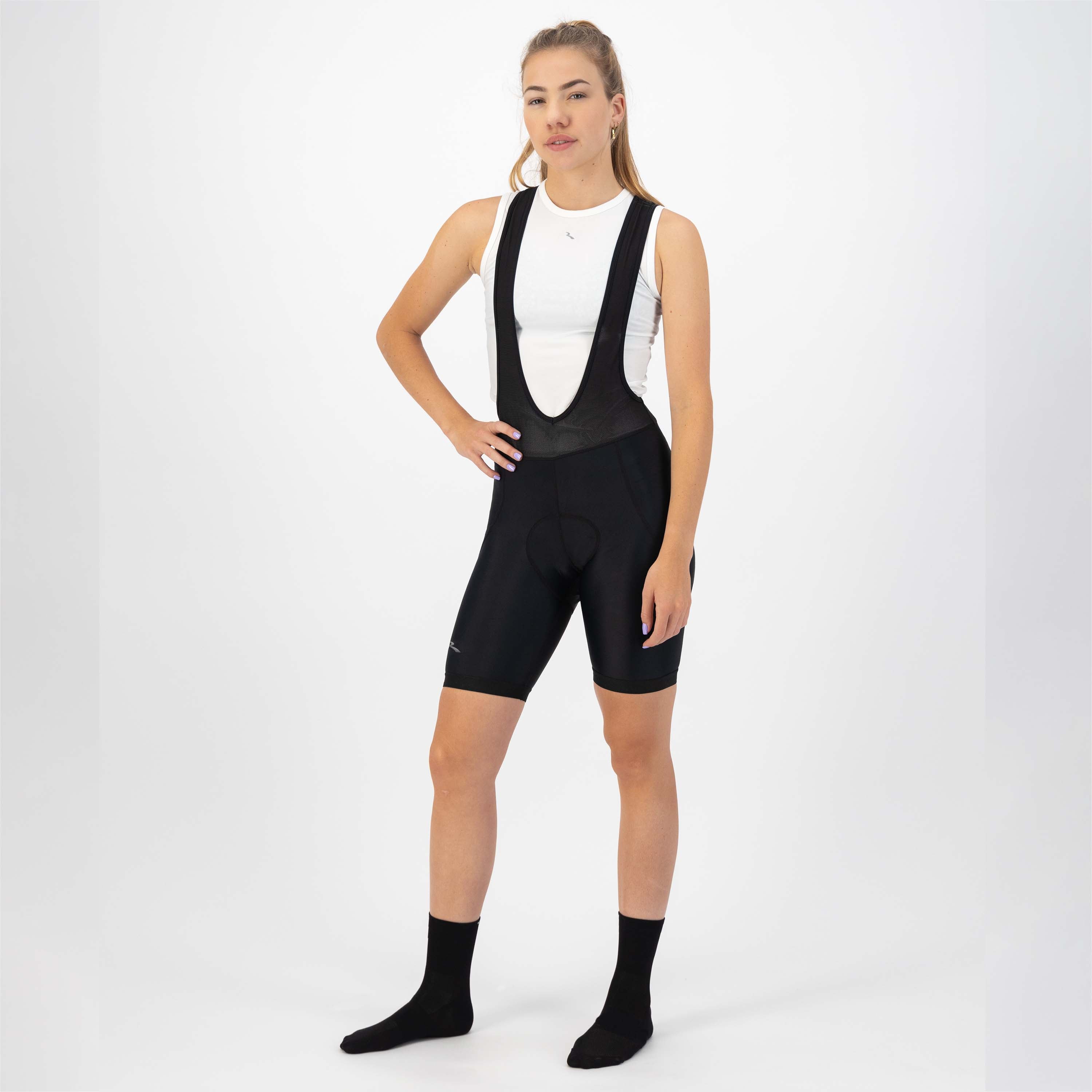 Rogelli Core korte fietsbroek dames zwart gedragen voorkant.