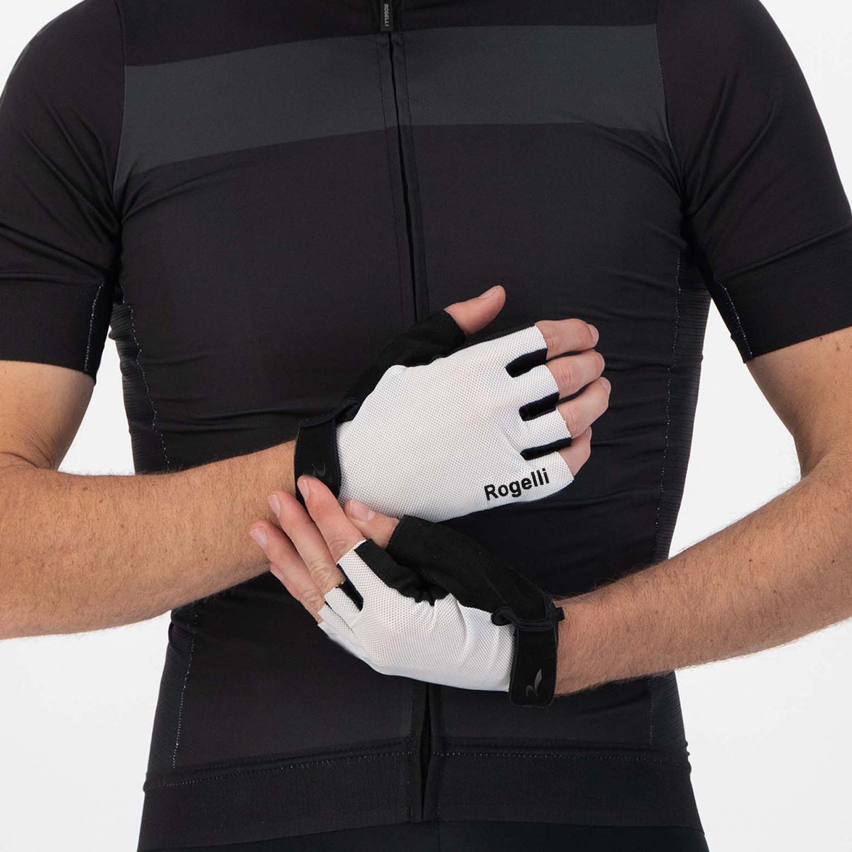 Rogelli Core fietshandschoenen heren wit gedragen voorkant.