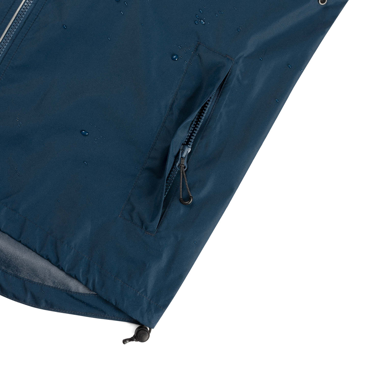 Detail waterbestendig Rogelli Core Commuter regenjas unisex blauw voorkant.