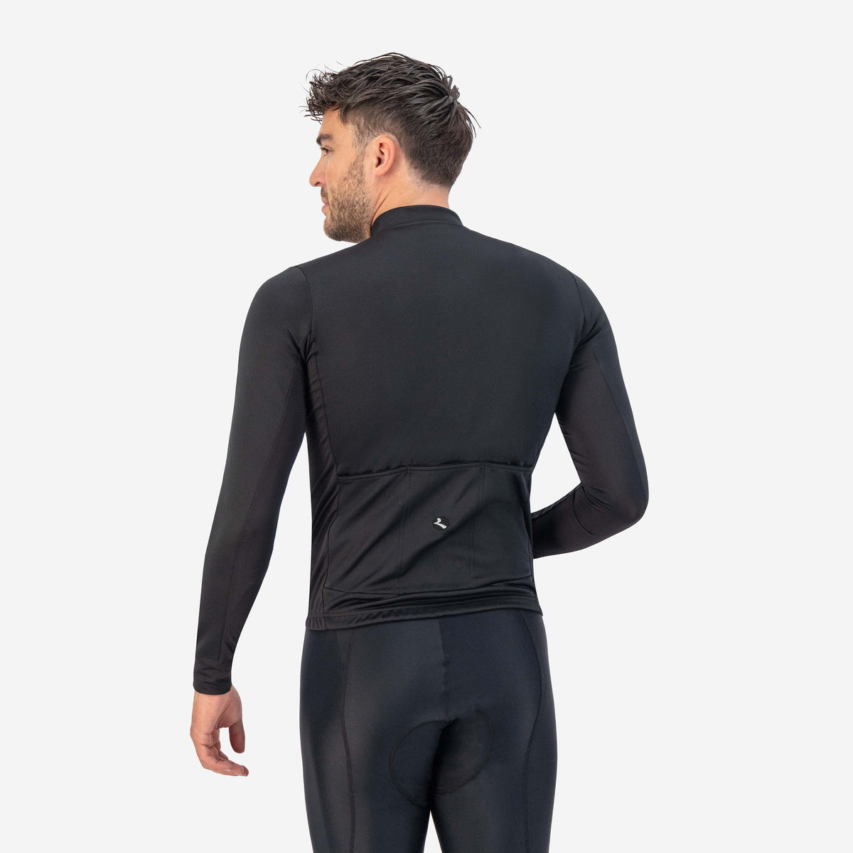 Rogelli Core fietsshirt heren zwart lange mouw gedragen achterkant.