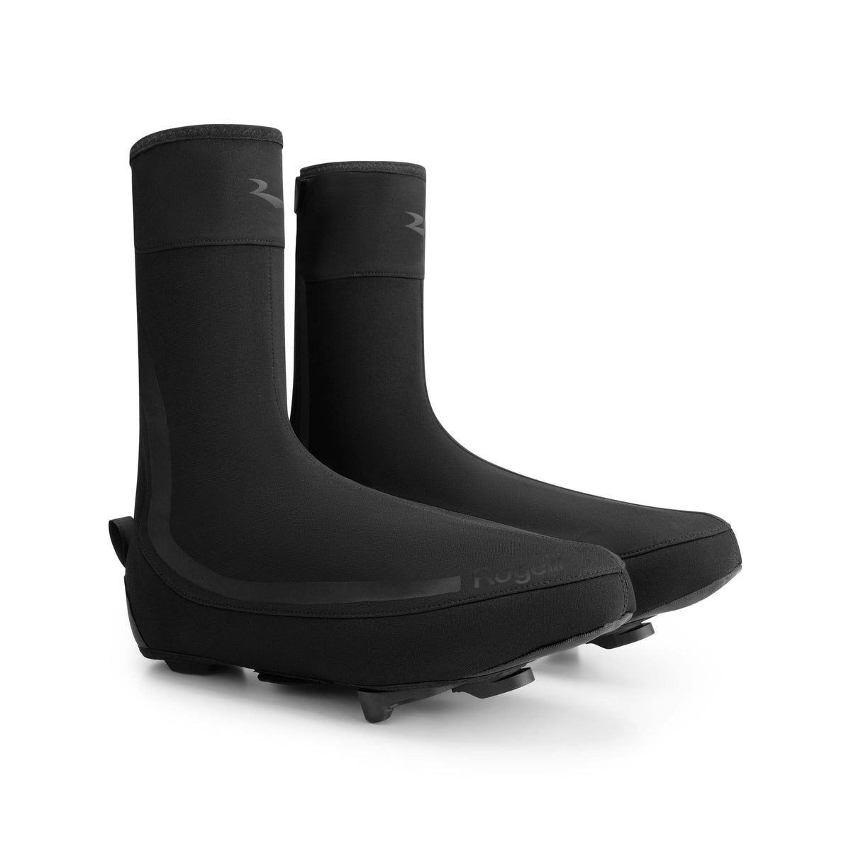Rogelli Essential overschoenen zwart beschermen tegen koude voeten voorkant.