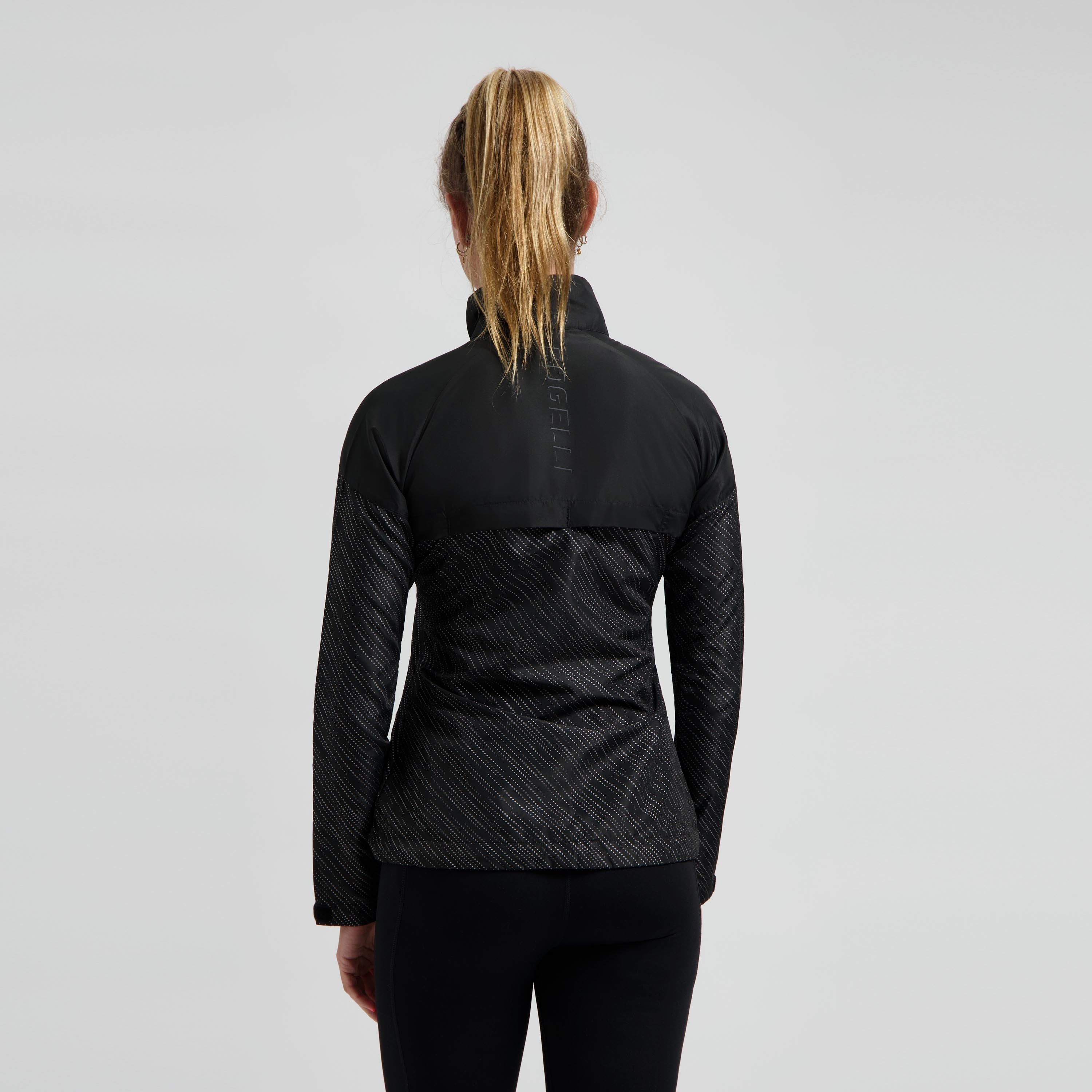 Essential Hi fish running jacket ladies