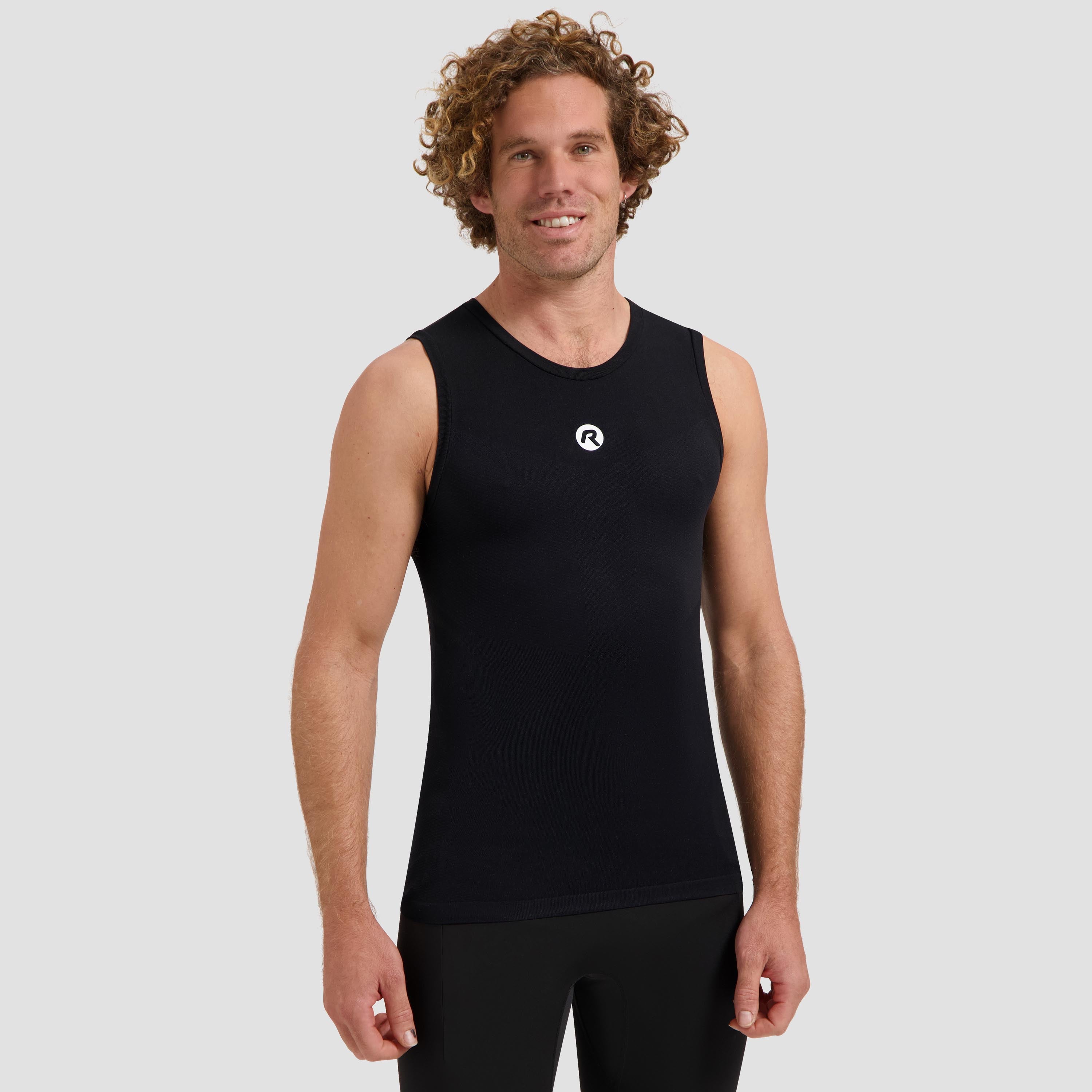 Core II Undershirt without sleeves - Black