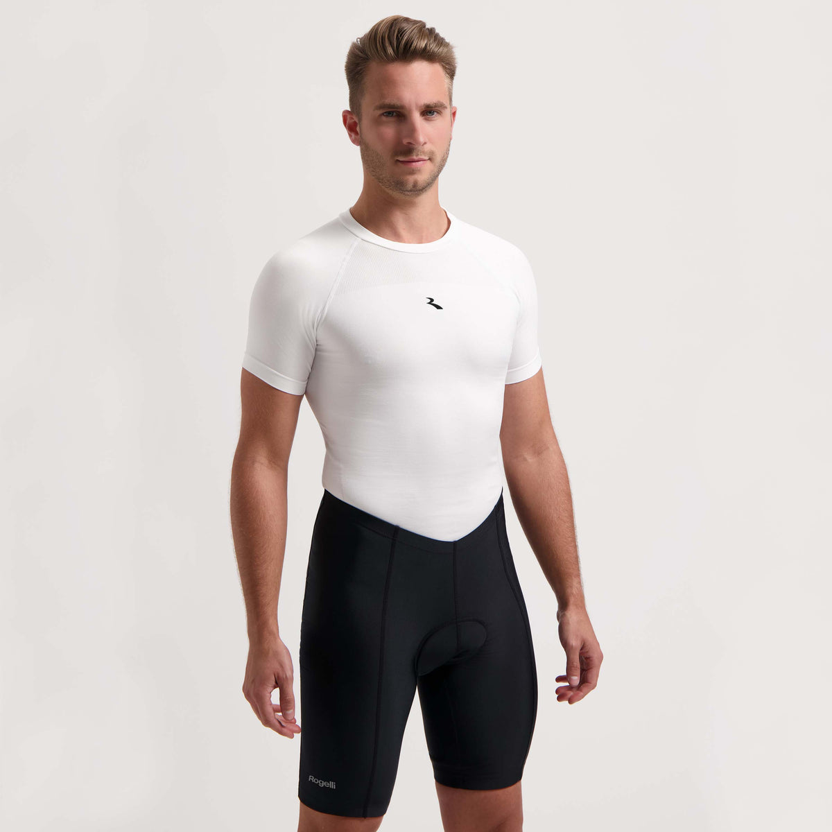 Rogelli Econ korte fietsbroek zonder bretels heren zwart gedragen voorkant.