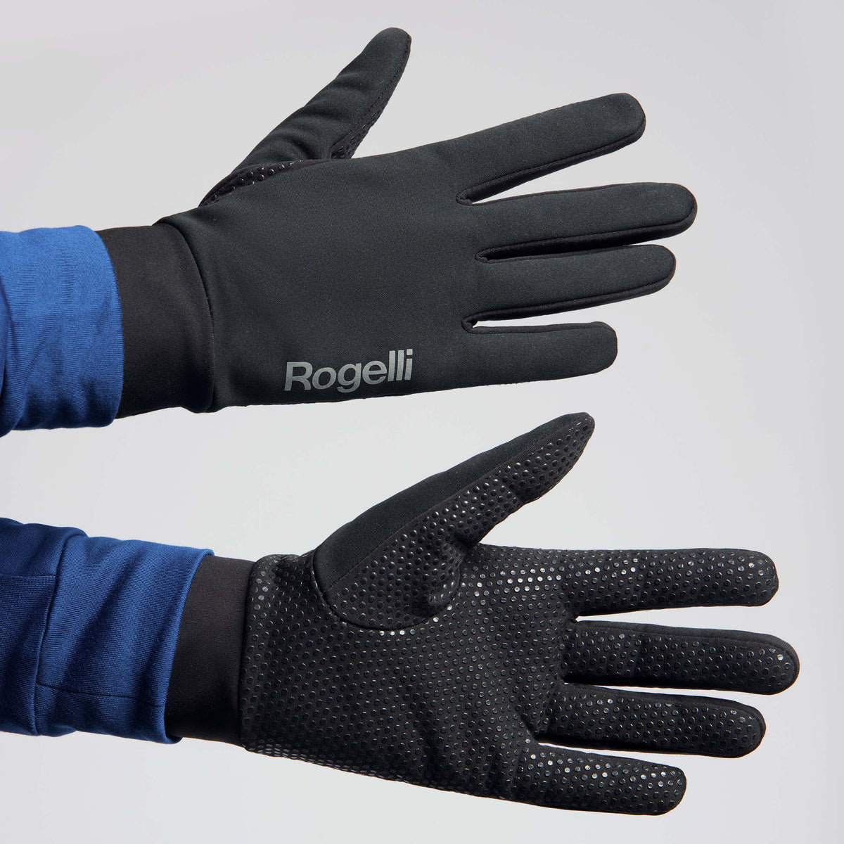 Rogelli Laval fietshandschoenen winter dames zwart gedragen binnenkant en buitenkant.