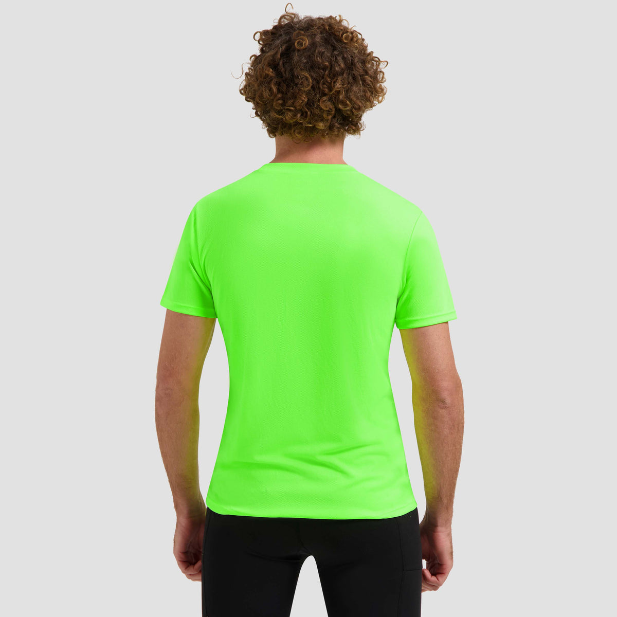 Rogelli Promo shirt korte mouw heren groen gedragen achterkant.