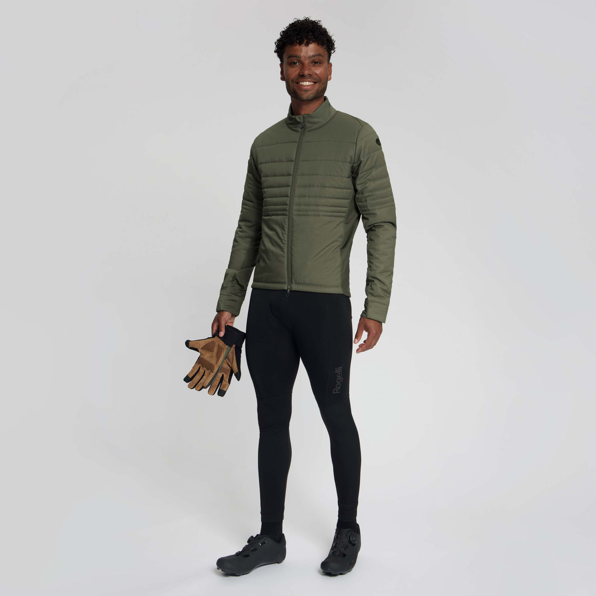 Rogelli Element winter fietsjack heren legergroen gedragen totaalshot.