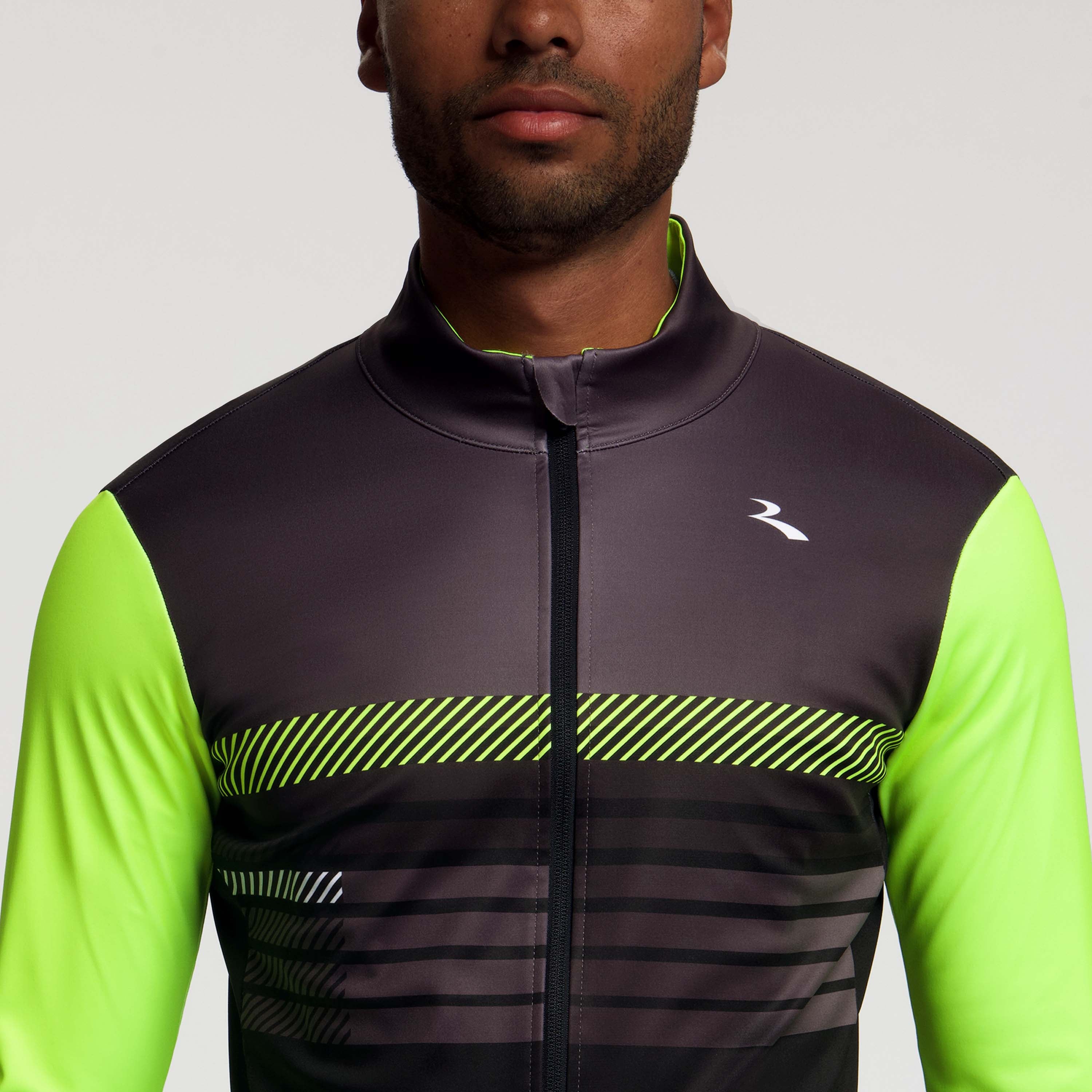 Detail van Rogelli Stryde winter fietsjack heren zwart/grijs/fluor voorkant. 