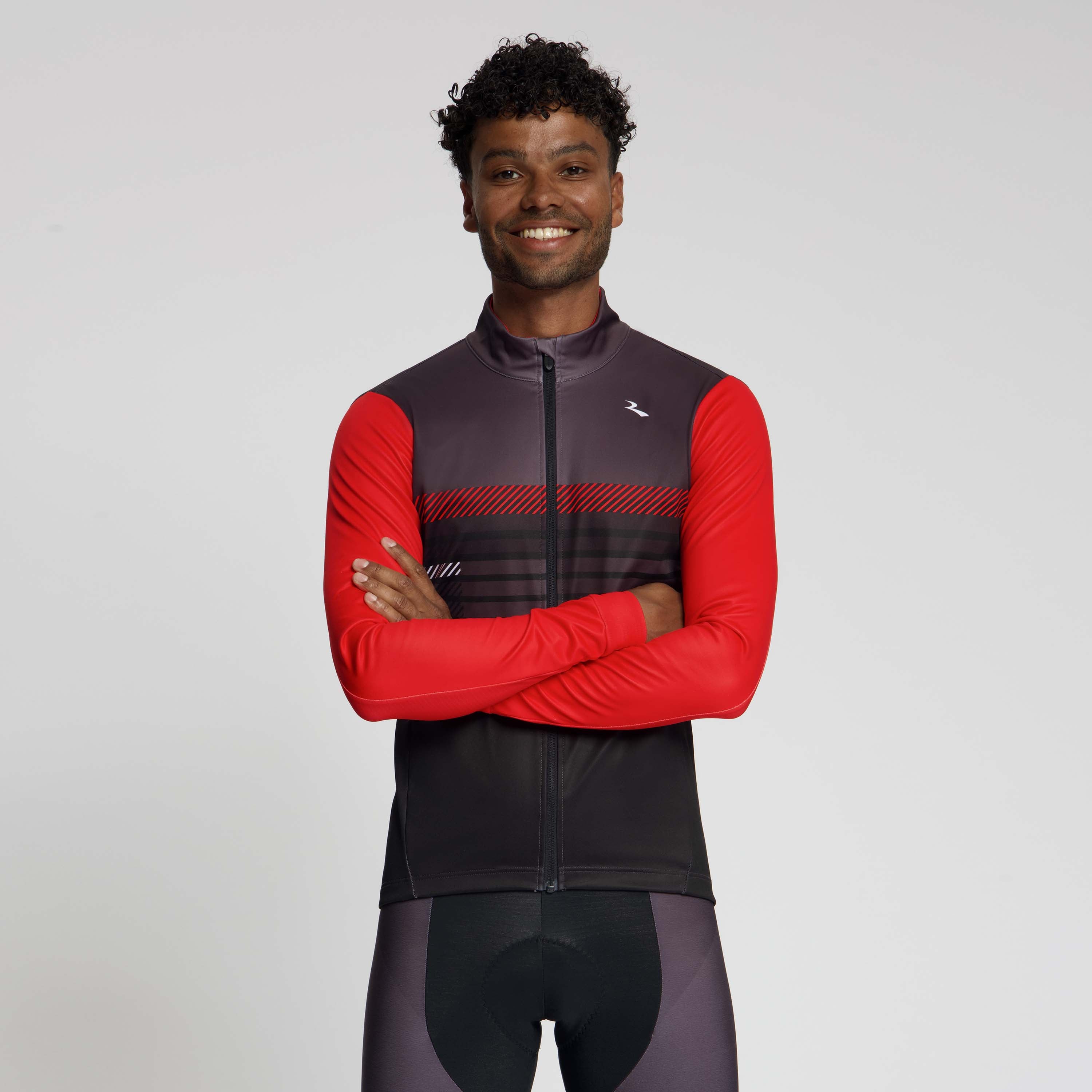 Rogelli Stryde winter fietsjack heren zwart/grijs/rood gedragen voorkant.
