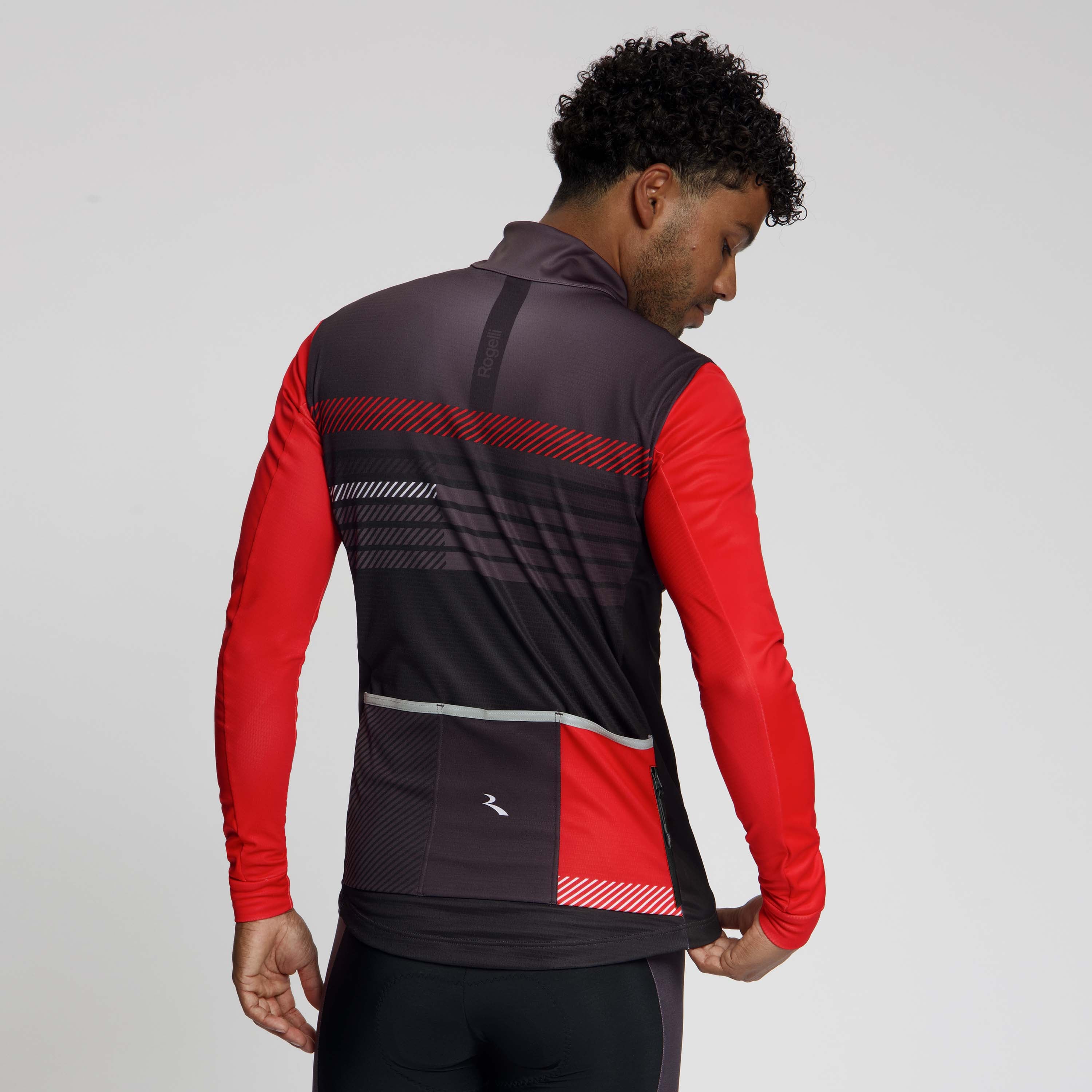 Rogelli Stryde winter fietsjack heren zwart/grijs/rood gedragen achterkant.