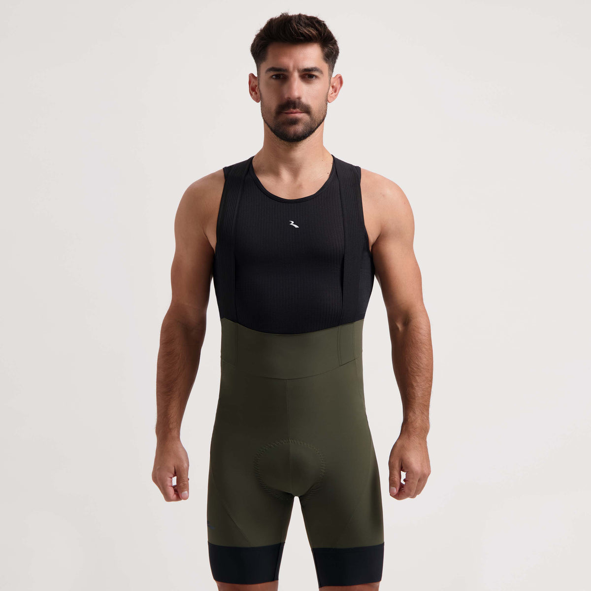 Rogelli Signature korte fietsbroek heren groen gedragen voorkant.