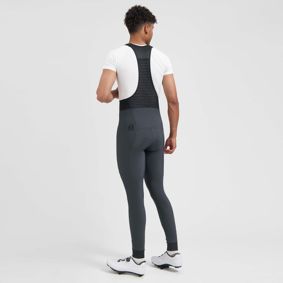 Rogelli Signature lange fietsbroek heren grijs gedragen achterkant.