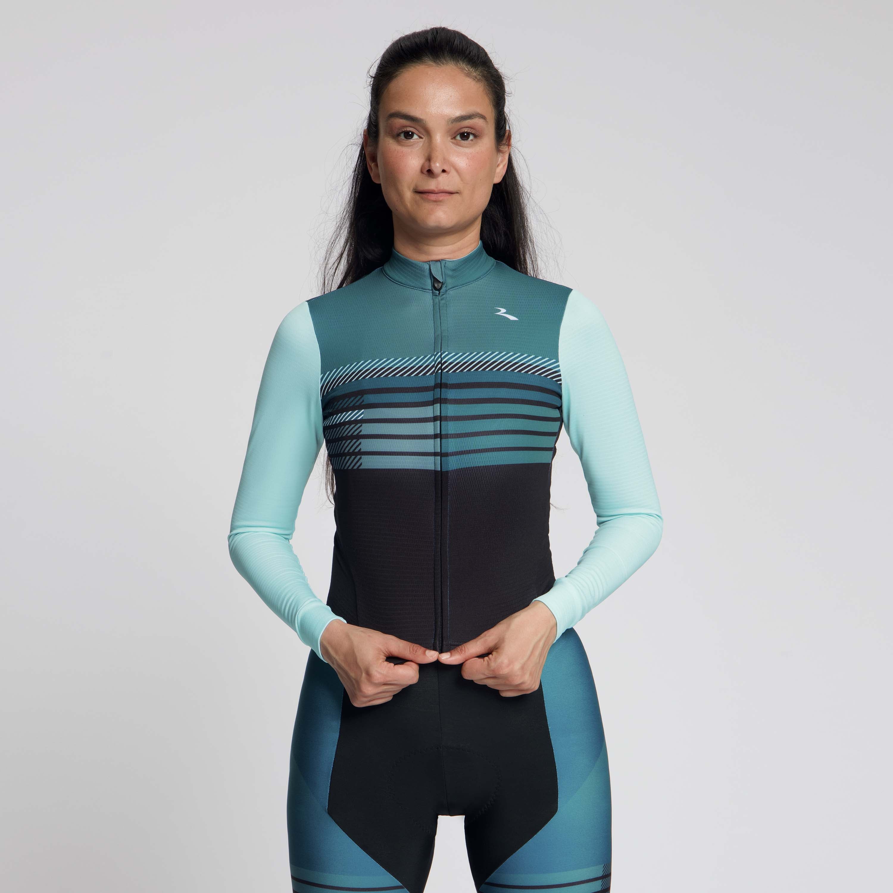 Rogelli Stryde winter fietsjack dames blauw/lichtblauw gedragen voorkant.