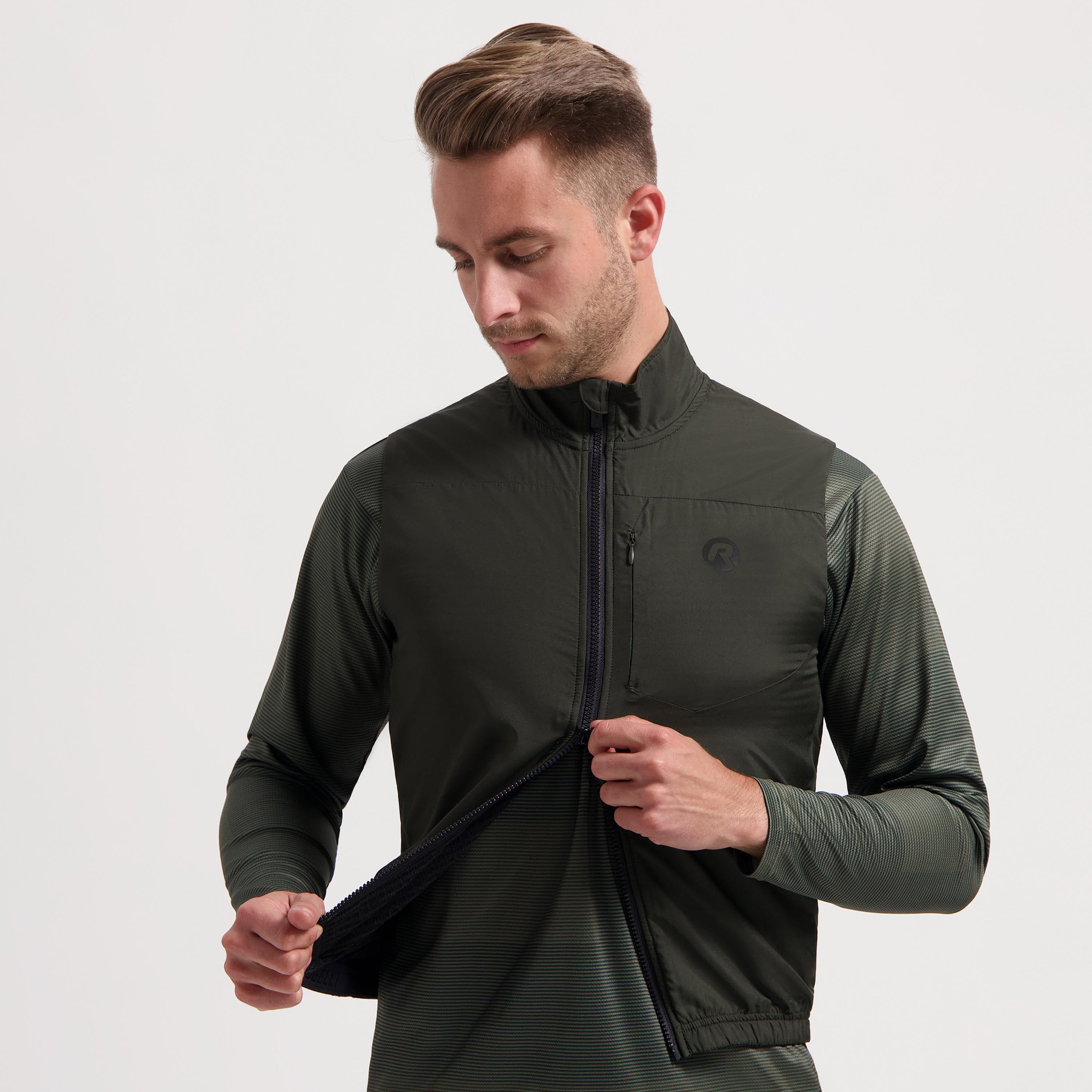 Advntr Insulated Bodyvest Men - Army green