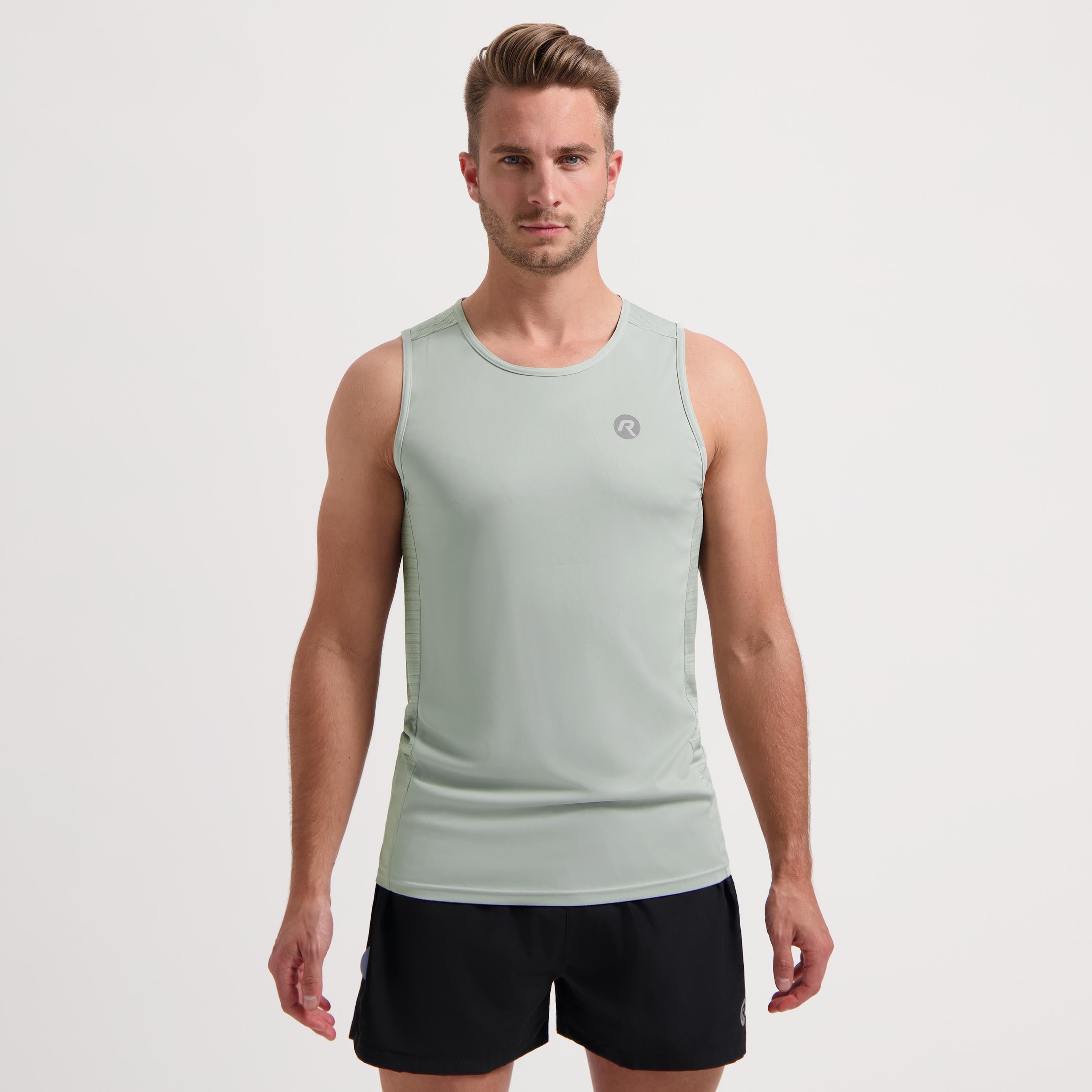 Core Running Men - Silver