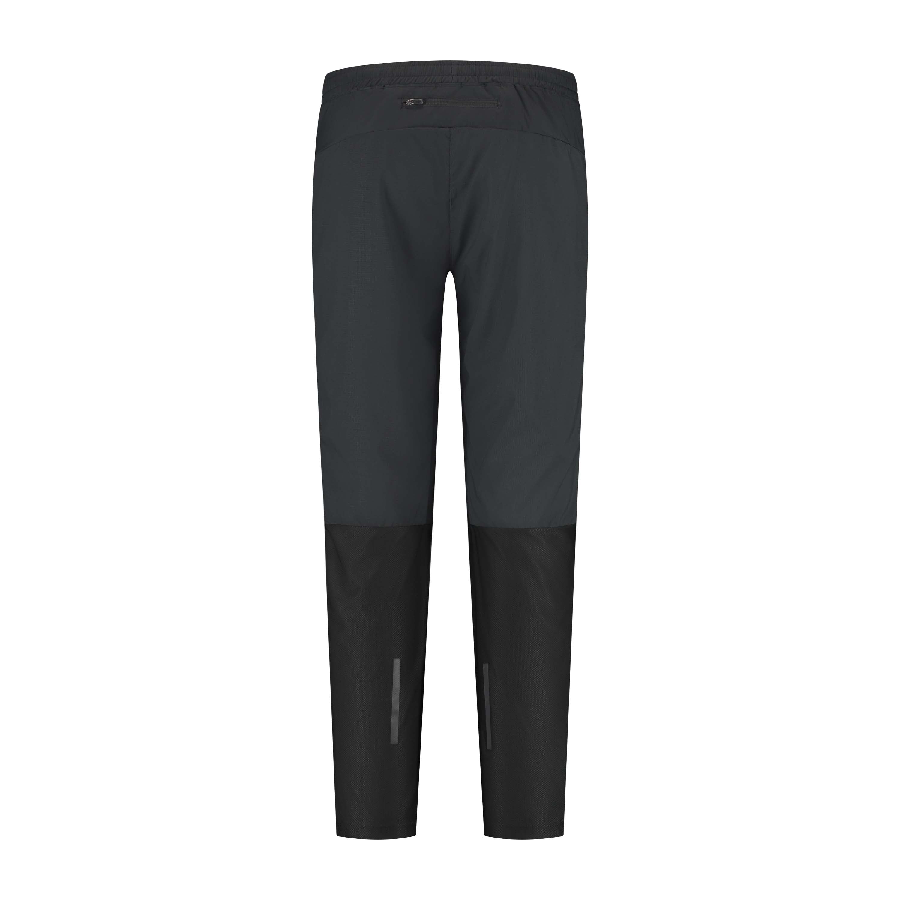 Rogelli Essential geweven hardloopbroek heren zwart achterkant.
