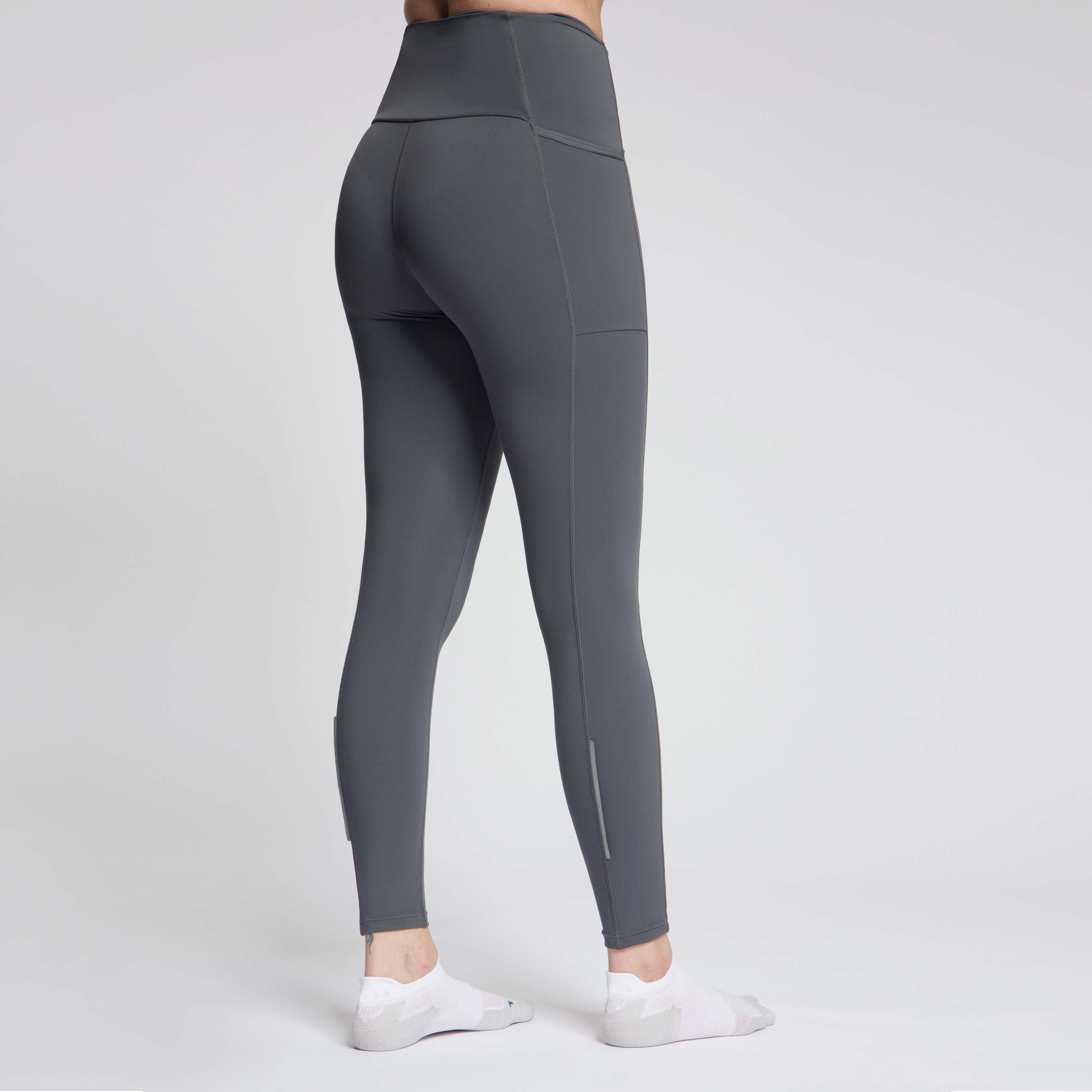 Rogelli Essential lange hardlooptight dames grijs gedragen achterkant.