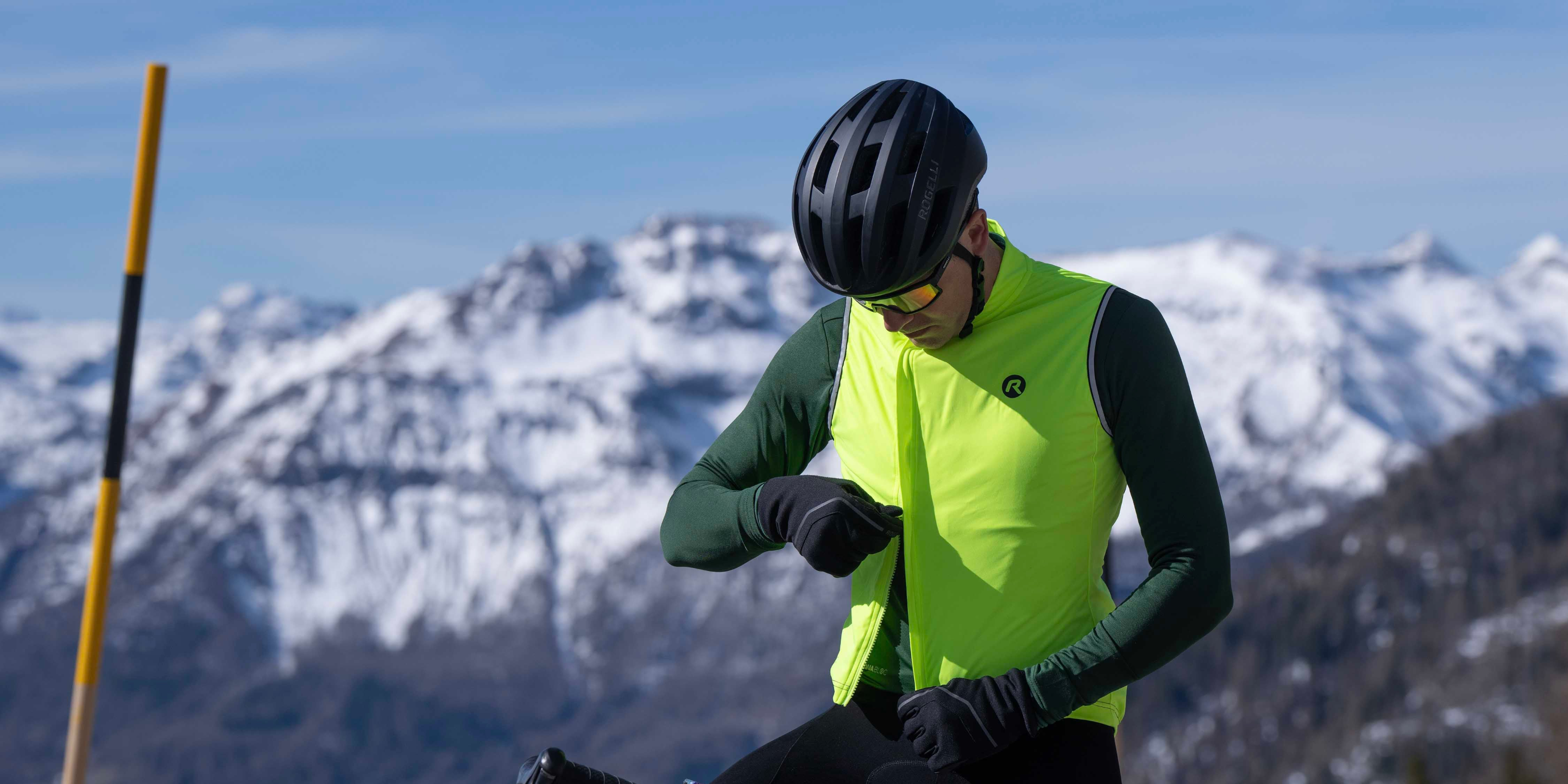 Rogelli Essential windstopper wielrennen als extra laag voor warmte.