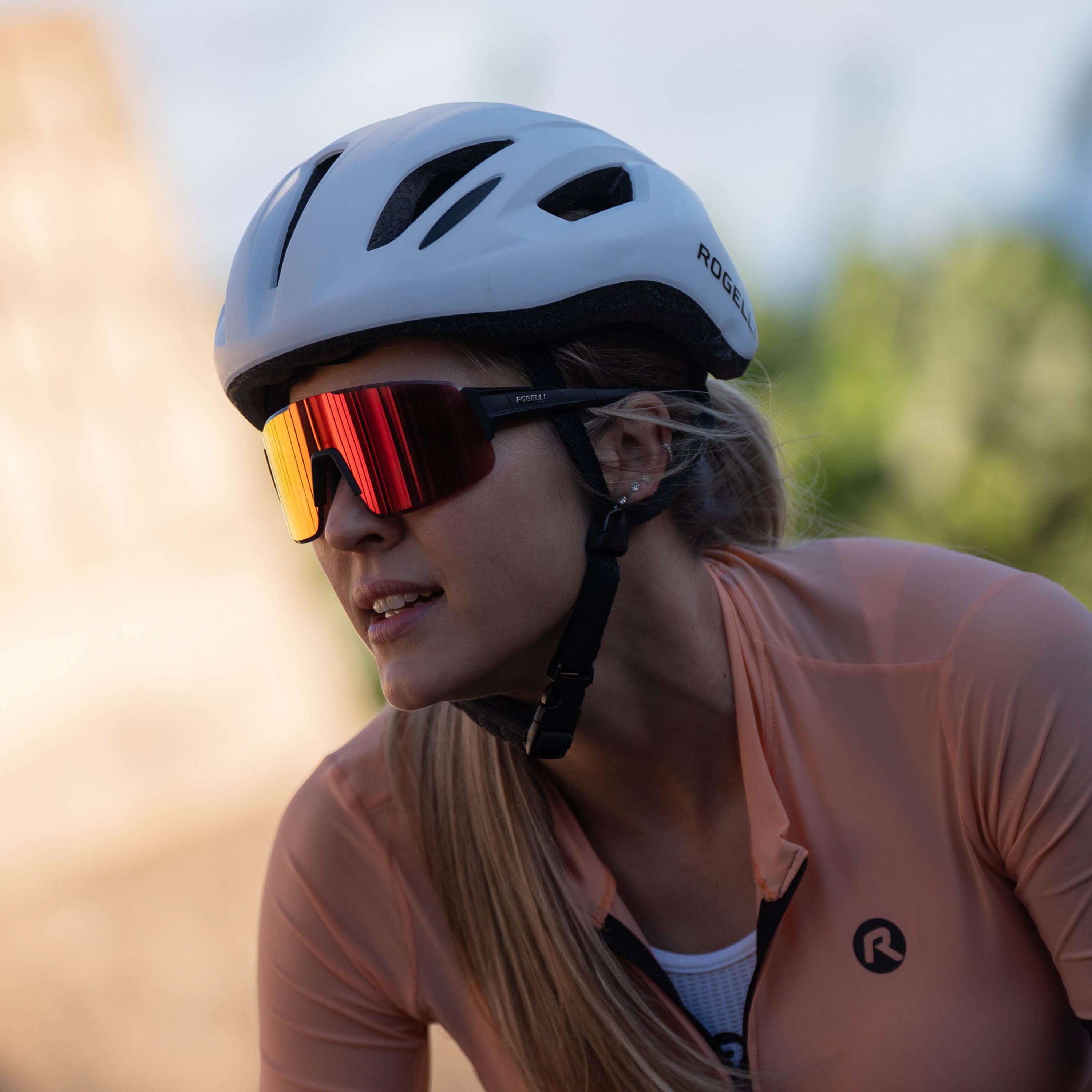 Rogelli fietsaccessoires voor wielrenners.